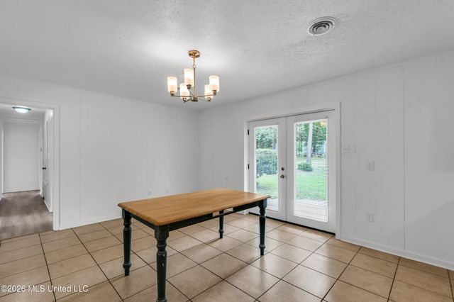 2505 Shady Lane, Biloxi, MS 39531