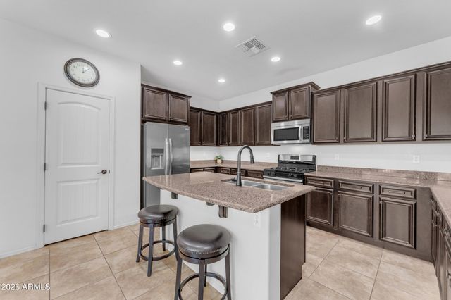 3548 S WREN Drive, Gilbert, AZ 85297
