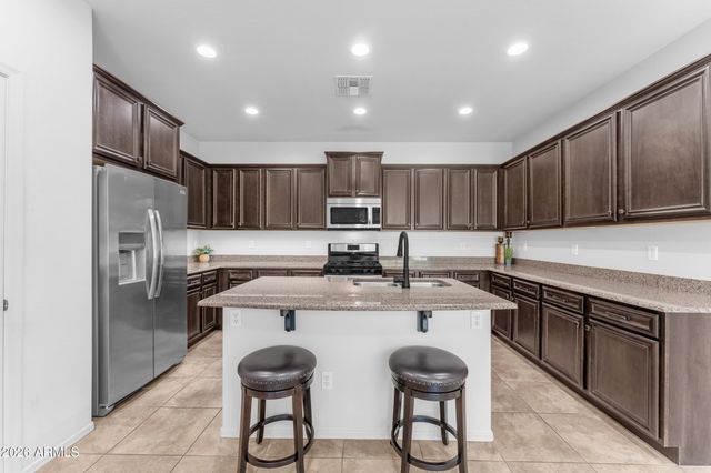 3548 S WREN Drive, Gilbert, AZ 85297