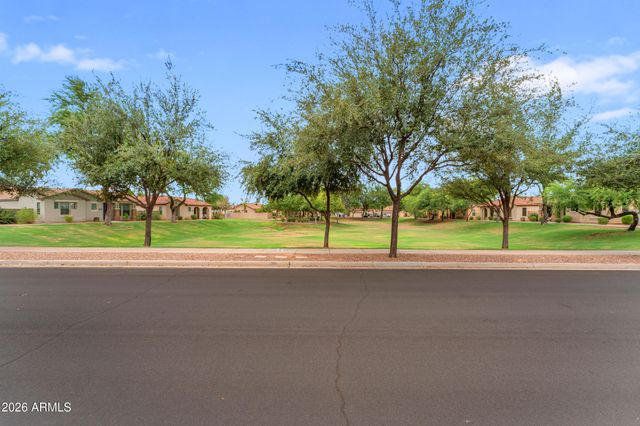 3548 S WREN Drive, Gilbert, AZ 85297