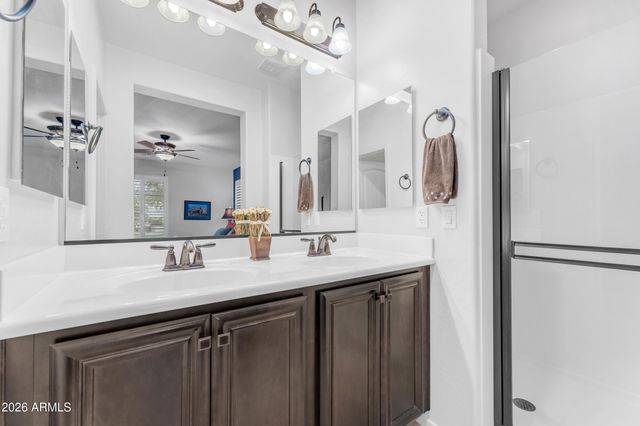 3548 S WREN Drive, Gilbert, AZ 85297