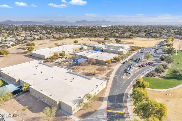 3548 S WREN Drive, Gilbert, AZ 85297