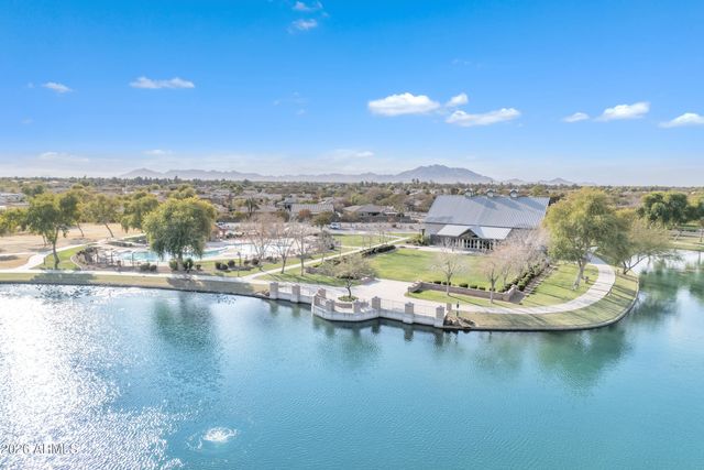 3548 S WREN Drive, Gilbert, AZ 85297