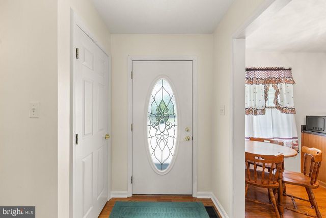 422 W COURT ST, Woodstock, VA 22664