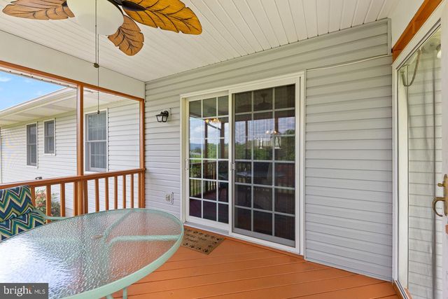 422 W COURT ST, Woodstock, VA 22664