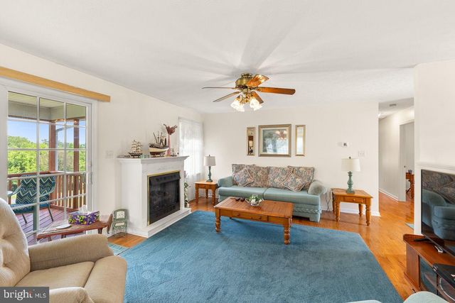 422 W COURT ST, Woodstock, VA 22664