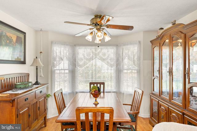 422 W COURT ST, Woodstock, VA 22664