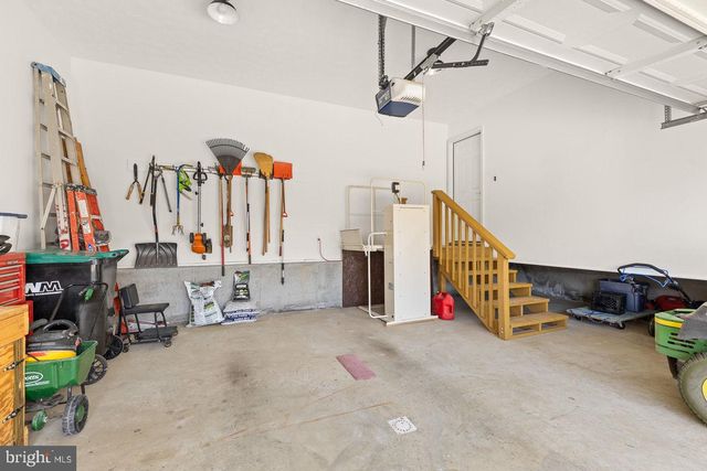 422 W COURT ST, Woodstock, VA 22664