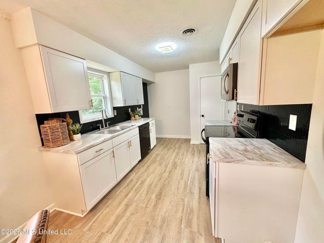 7760 Deerfield Cove, Southaven, MS 38671