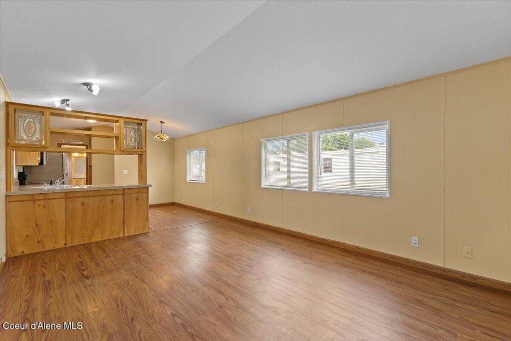680 W Myriah LOOP, Coeur d'Alene, ID 83815 photo 4