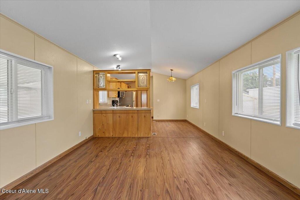 680 W Myriah LOOP, Coeur d'Alene, ID 83815 photo 5