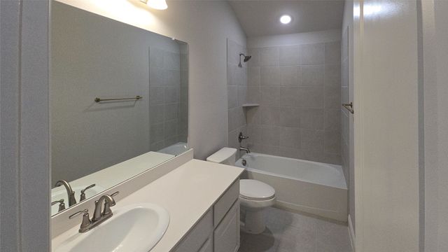 1416 Waverley Drive, Greenville, TX 75402