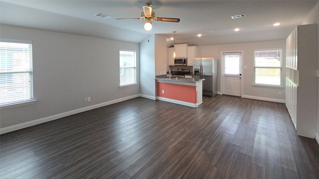 1416 Waverley Drive, Greenville, TX 75402