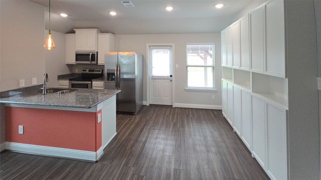 1416 Waverley Drive, Greenville, TX 75402