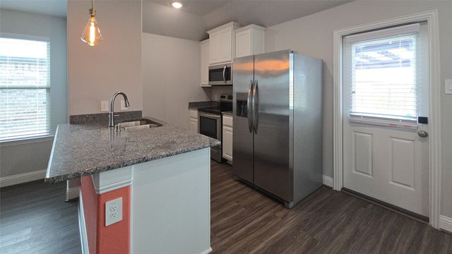 1416 Waverley Drive, Greenville, TX 75402