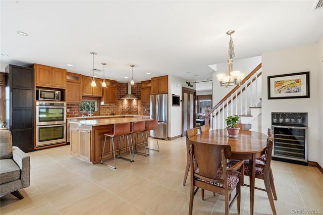 2544 Riverside Avenue, Seaford, NY 11783