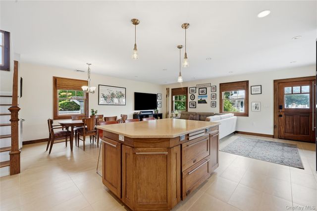 2544 Riverside Avenue, Seaford, NY 11783