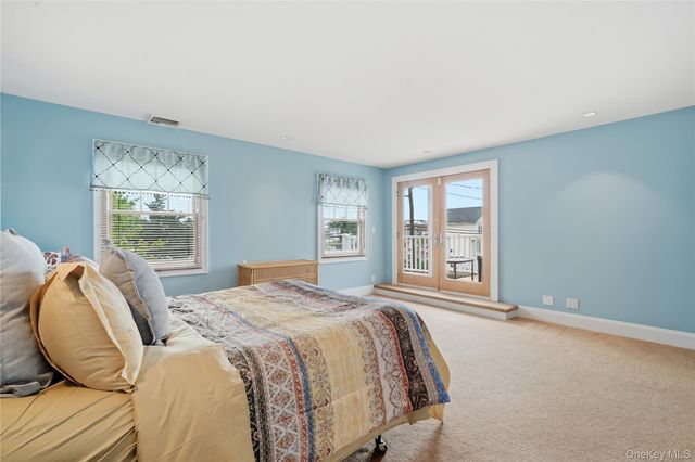 2544 Riverside Avenue, Seaford, NY 11783
