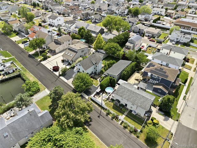 2544 Riverside Avenue, Seaford, NY 11783
