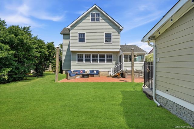 2544 Riverside Avenue, Seaford, NY 11783