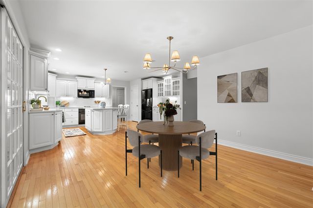 6374 Killington Drive, Kalamazoo, MI 49009