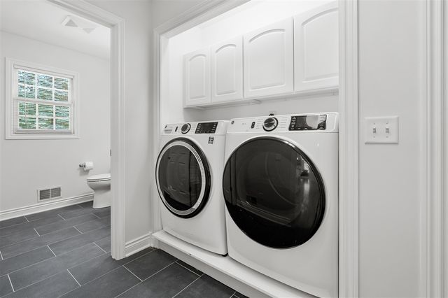 6374 Killington Drive, Kalamazoo, MI 49009