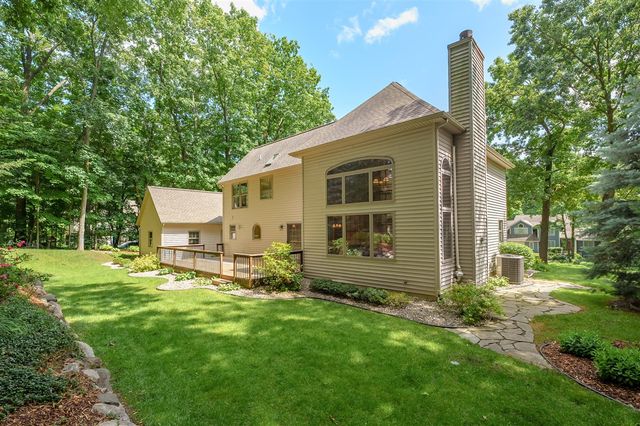 6374 Killington Drive, Kalamazoo, MI 49009