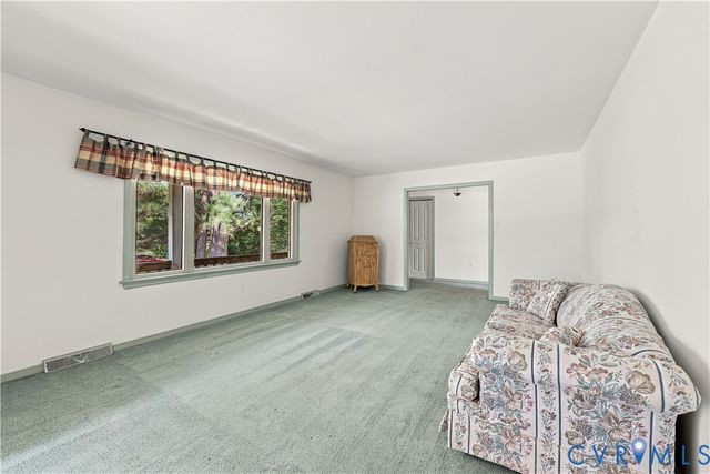 12132 Birchleaf Cir, Rockville, VA 23146