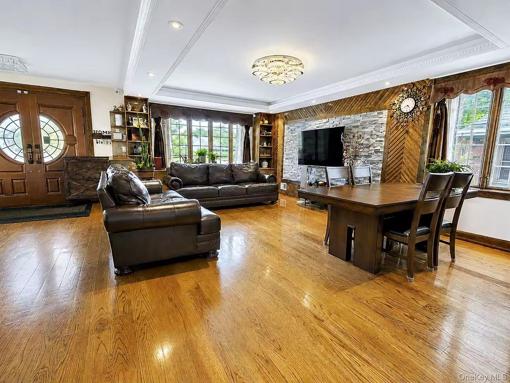 47-18 163RD Place, Flushing, NY 11358 — photo 5