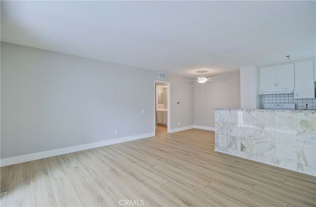 2861 S Fairview A, Santa Ana, CA 92704