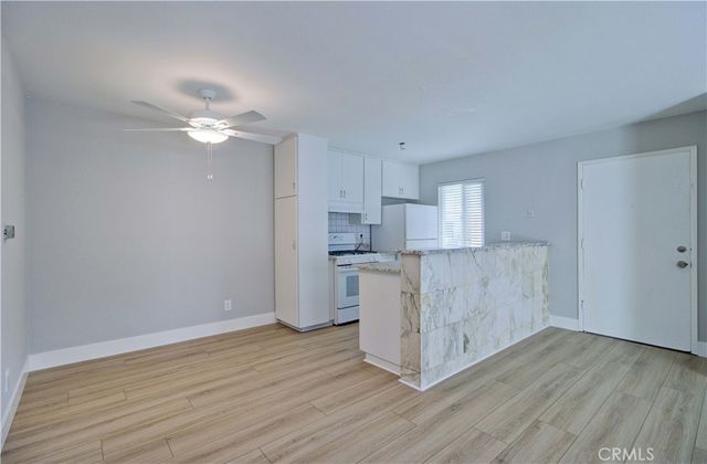 2861 S Fairview A, Santa Ana, CA 92704