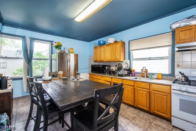 124 N 17Th St, East Orange City, NJ 07017