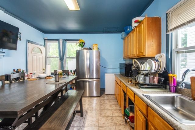 124 N 17Th St, East Orange City, NJ 07017