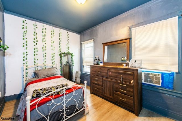 124 N 17Th St, East Orange City, NJ 07017