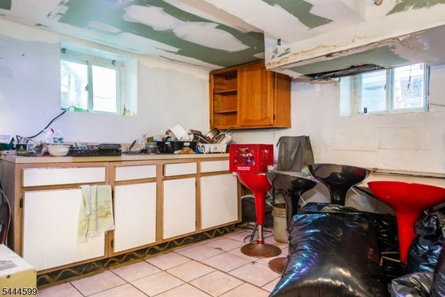 124 N 17Th St, East Orange City, NJ 07017