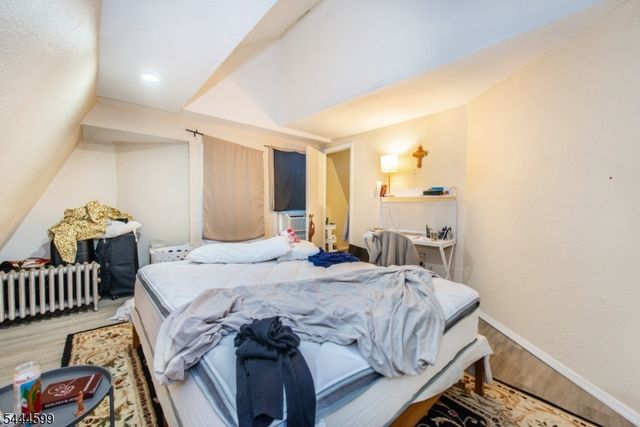 124 N 17Th St, East Orange City, NJ 07017
