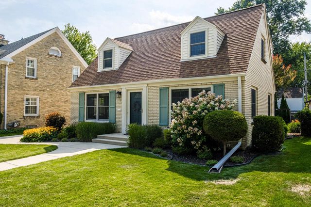 2531 N 83rd STREET, Wauwatosa, WI 53213