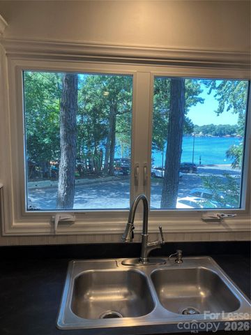 820 Southwest Drive, Davidson, NC 28036