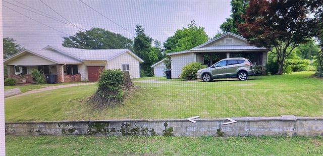 125 10th NW, Fayette, AL 35555
