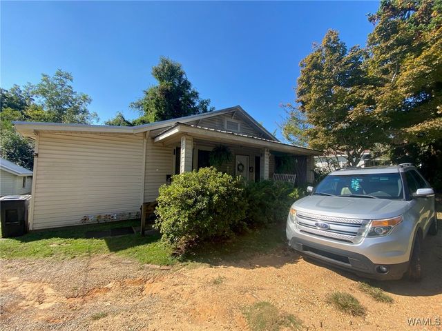 125 10th NW, Fayette, AL 35555