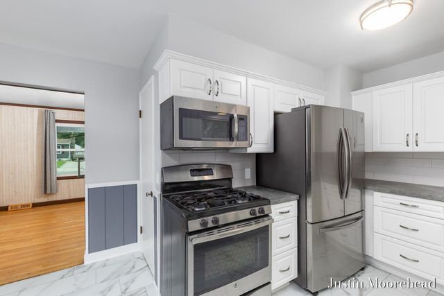 1552 41st Street, Wyoming, MI 49509