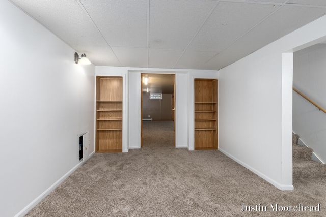 1552 41st Street, Wyoming, MI 49509