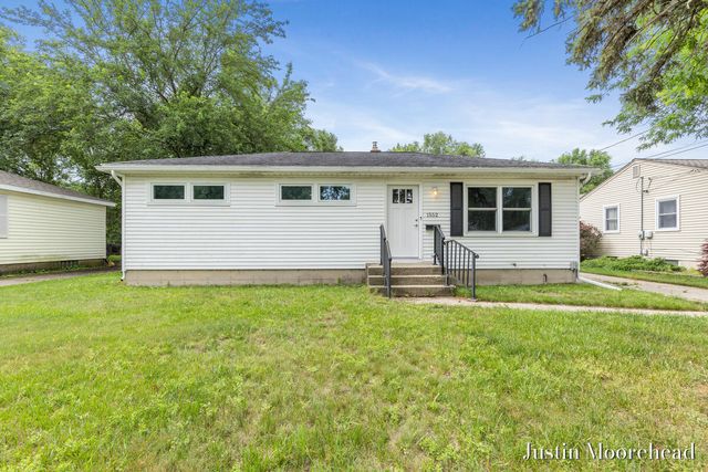 1552 41st Street, Wyoming, MI 49509
