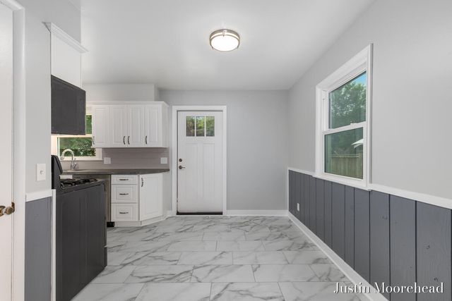 1552 41st Street, Wyoming, MI 49509