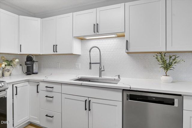 519 Oak Run Drive, Raleigh, NC 27606