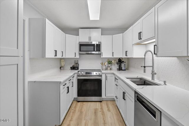 519 Oak Run Drive, Raleigh, NC 27606