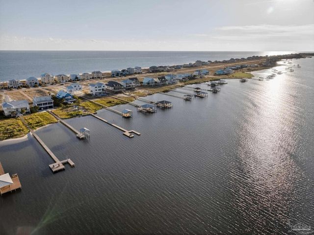 2270 W Beach Blvd, Gulf Shores, AL 36542