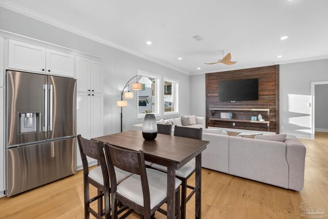 2270 W Beach Blvd, Gulf Shores, AL 36542