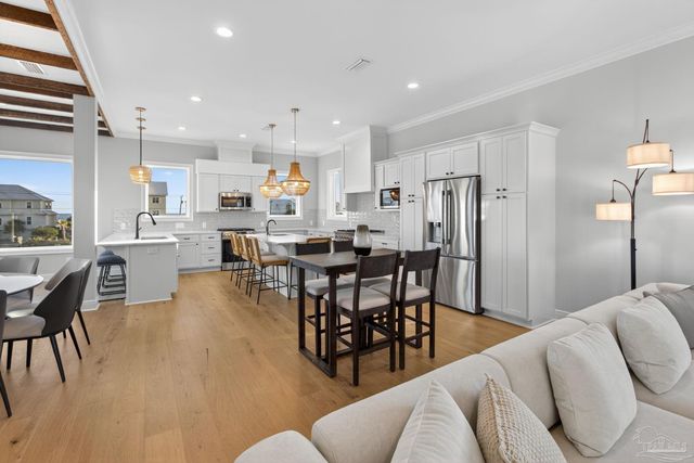 2270 W Beach Blvd, Gulf Shores, AL 36542