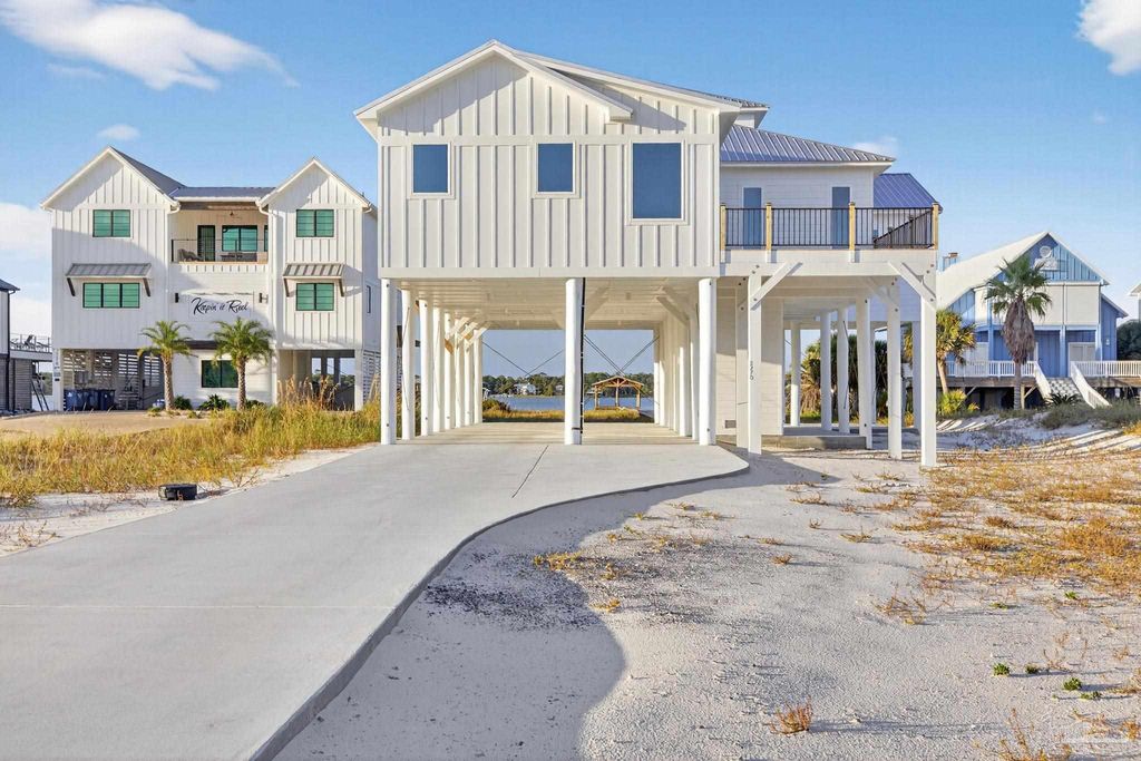 2270 W Beach Blvd, Gulf Shores, AL 36542